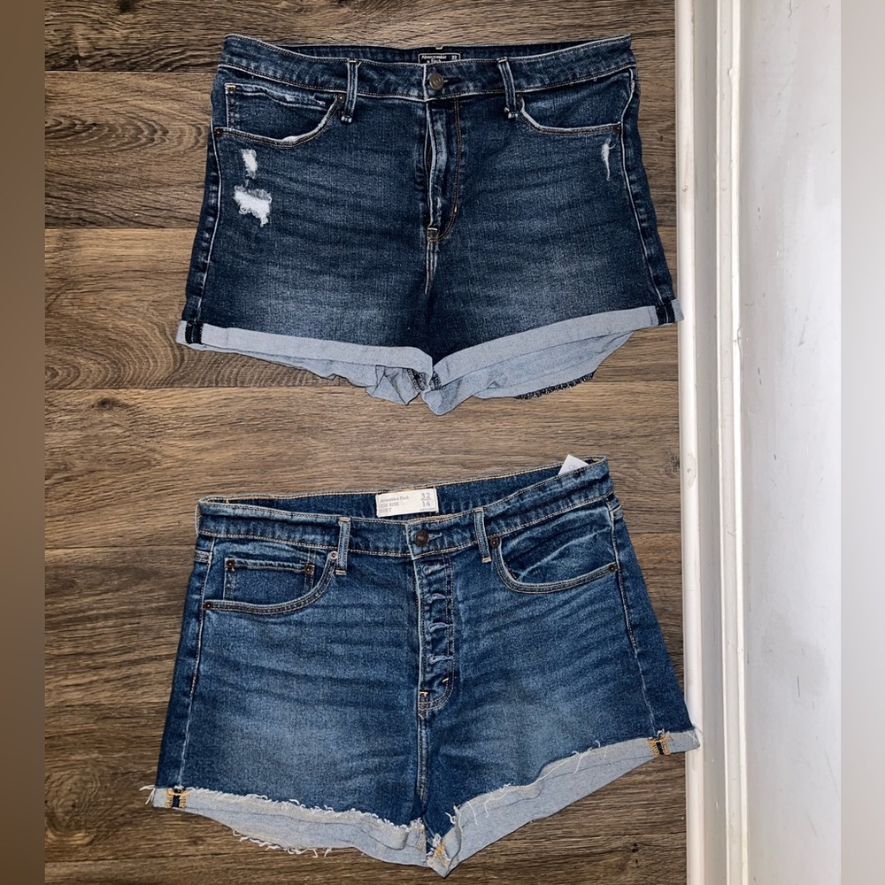 2 pairs women’s Abercrombie jeans shorts 14/32